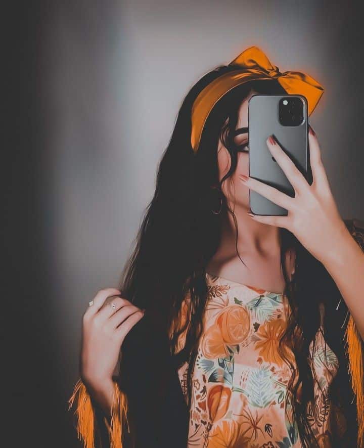 ملصقات بنات واتساب1