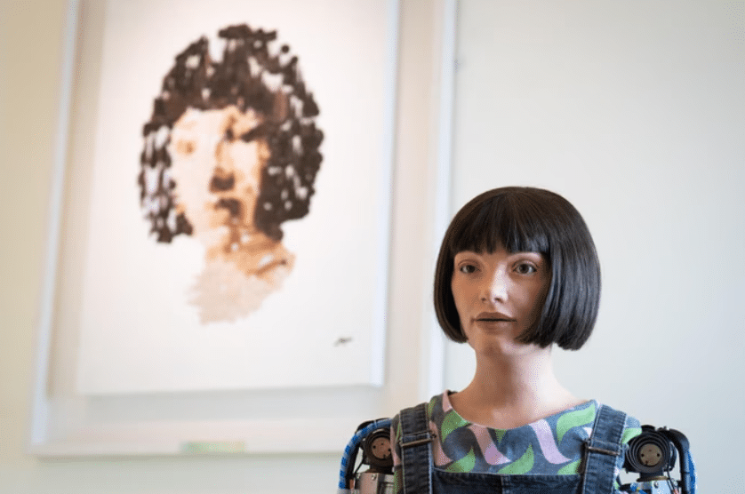 The Impact of Artificial Intelligence 
 3 on Creative Business