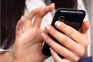 كيف تبدأ الحديث مع فتاة على الفيس