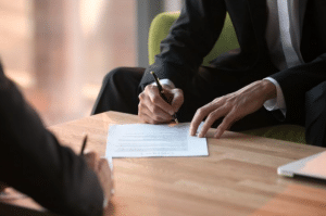 كيفية التنازل عن السجل التجاري سلطنة عمان