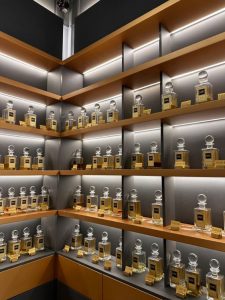 الوصف الوظيفي لبائع عطور