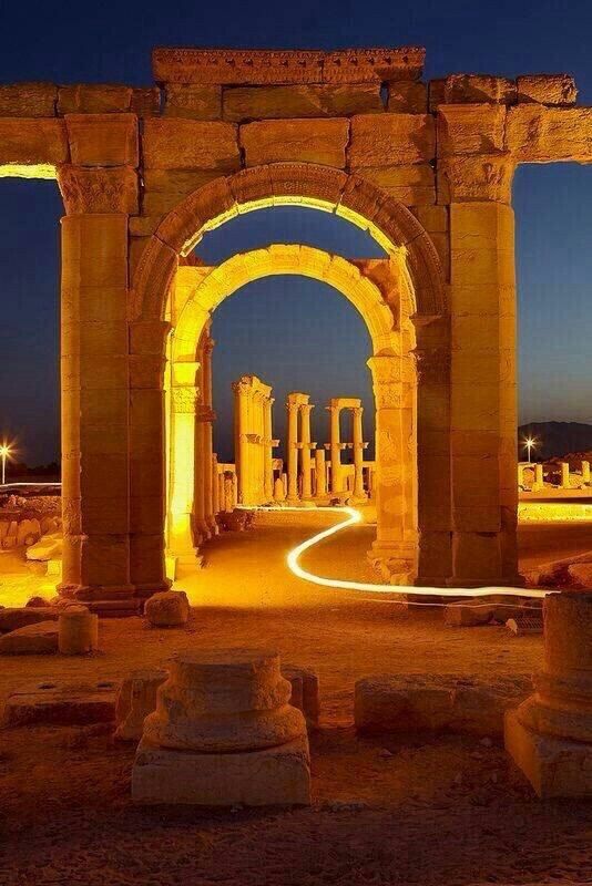 موضوع تعبير عن وصف آثار تدمر