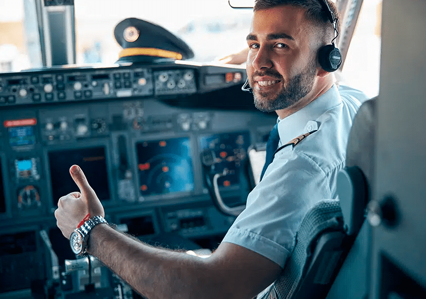 تعريف مهنة الطيار للأطفال
