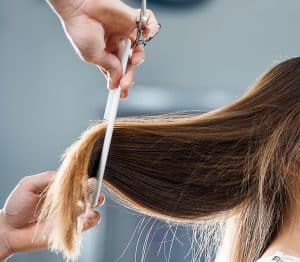 متى يجب قص وصبغ شعرك حسب التقويم القمري في عام 2024