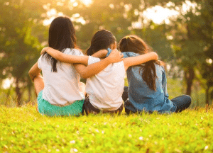 اذاعة مدرسية باللغة الانجليزية عن الصداقة