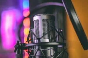 إذاعة عن تحدي التميز المدرسي