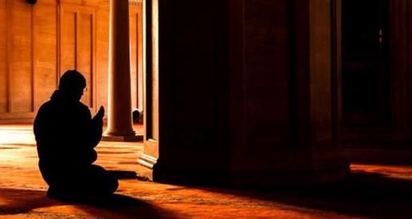 حكم وأقوال عن الصلاة