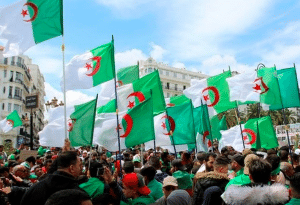 إذاعة مدرسية عن استقلال الجزائر