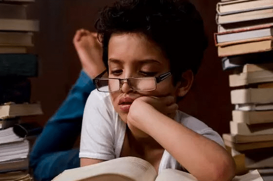 اذاعة مدرسية عن القراءة
