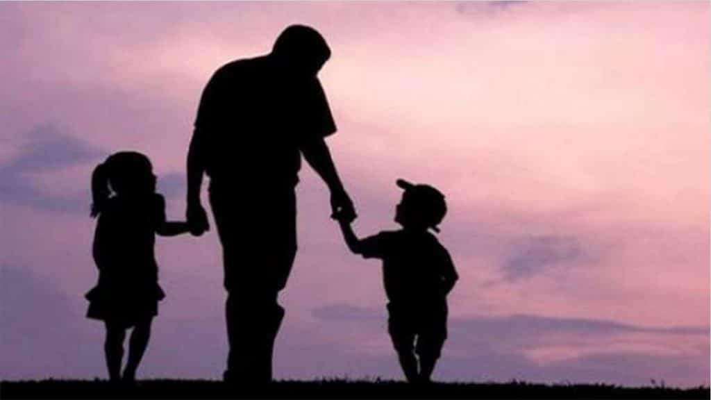 تقرير عن الاب