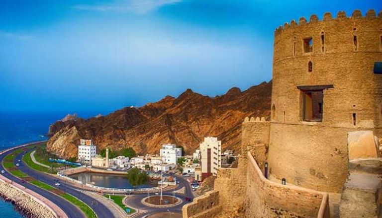 برزنتيشن عن عمان قصير جدا بالانجليزي