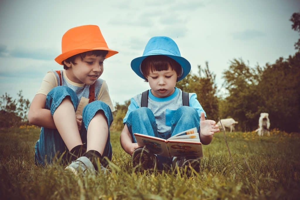 جمل عن القراءة بالانجليزي للاطفال