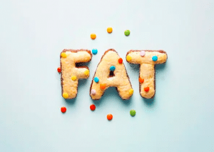 معنى fat بالعربي والانجليزي