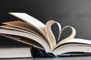 قصة الملك وزوجاته الأربع مترجمة بالانجليزي