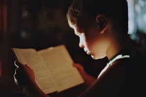 تعبير بالانجليزي عن المشكلات التي تواجه المتفوقني والموهوبين مترجم للعربي