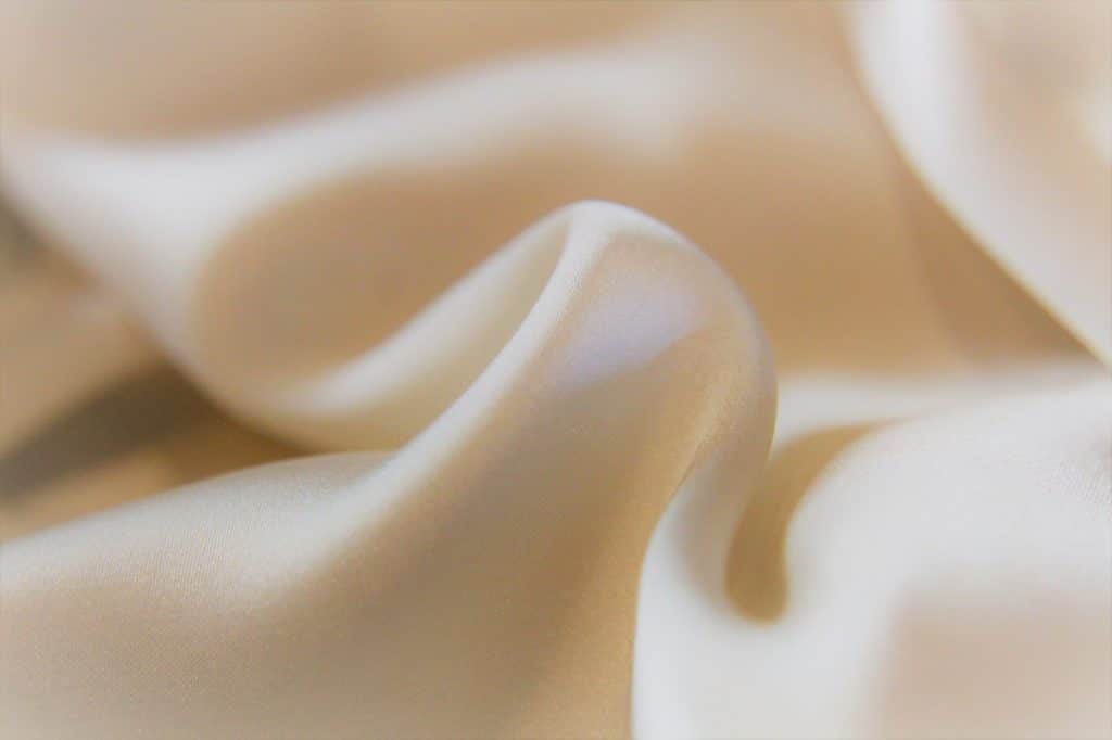 معنى silk بالانجليزي