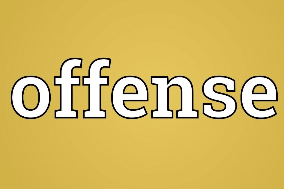 معنى كلمة offense بالانجليزي والعربي