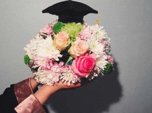 عبارات انجليزية مترجمة للعربية عن التخرج