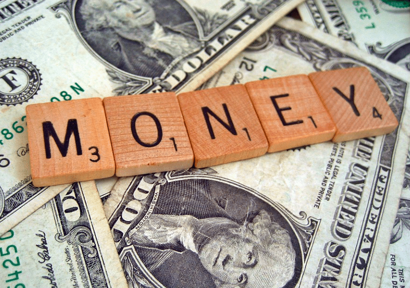تراكيب انجليزية مع كلمة money وترجمتها